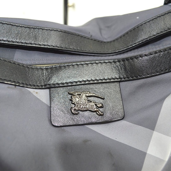 BURBERRY SIGNATURE PRINT TOTE #126-65 - Picture 5 of 8